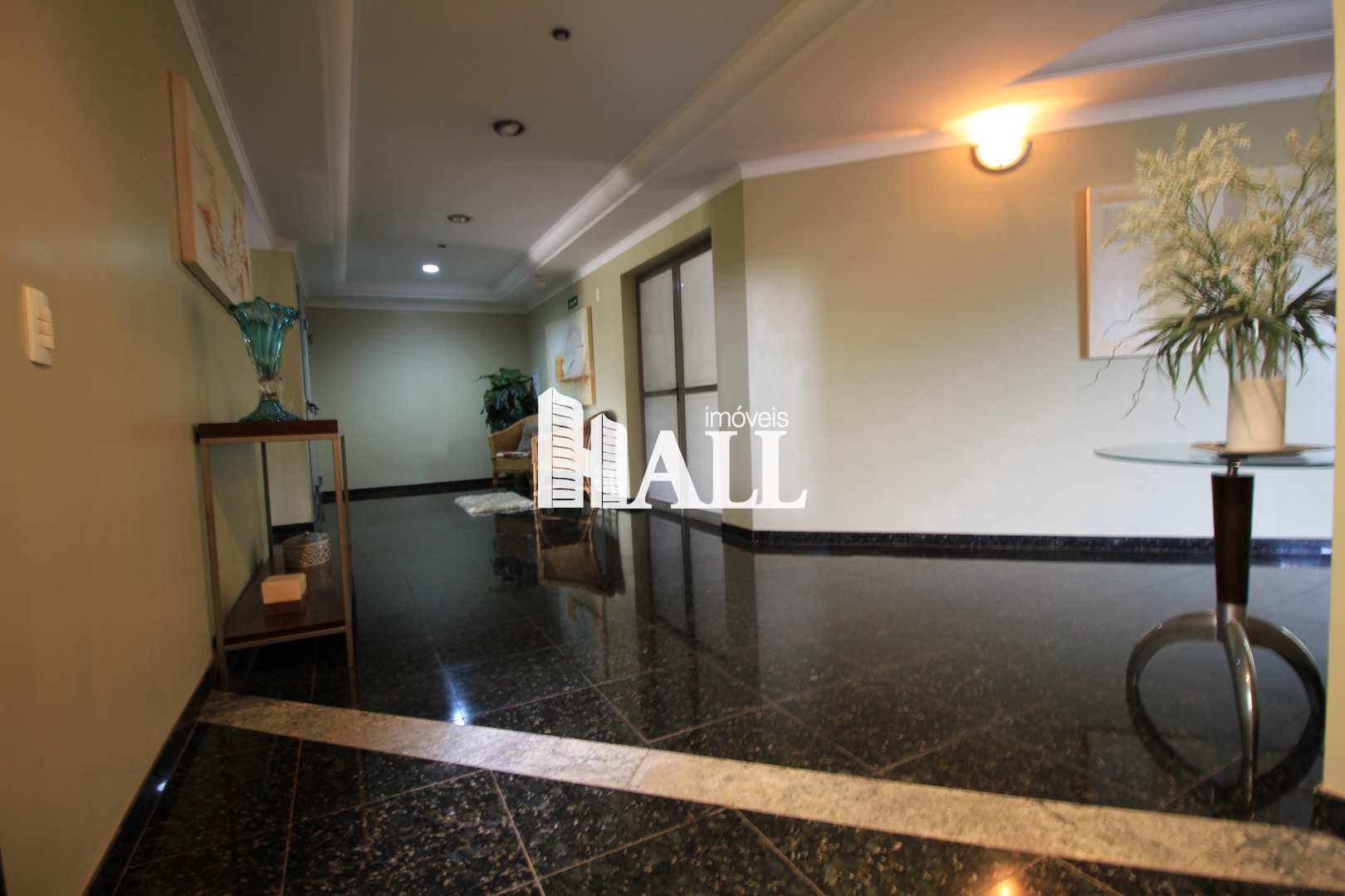 Apartamento à venda com 3 quartos, 115m² - Foto 22