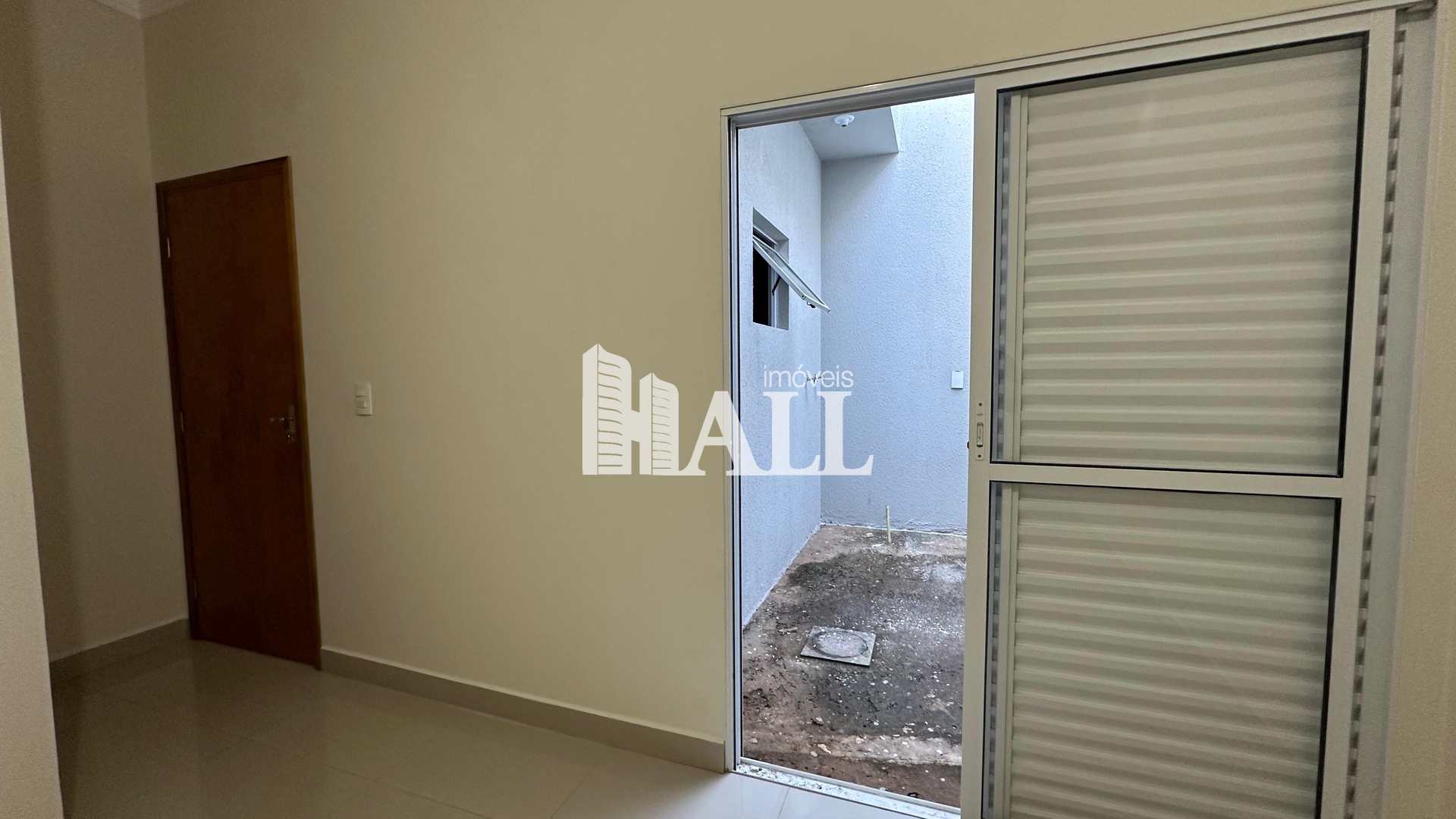 Casa à venda com 2 quartos, 70m² - Foto 10