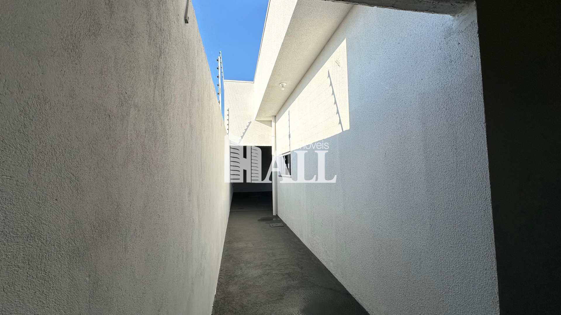 Casa à venda com 2 quartos, 70m² - Foto 11