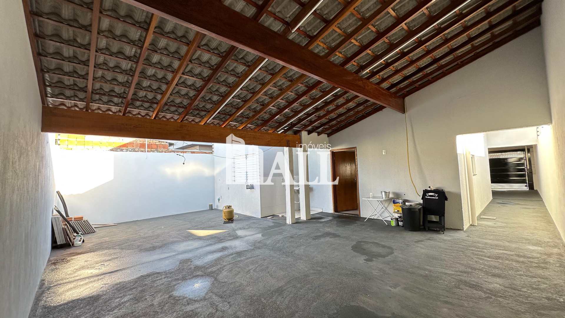 Casa à venda com 2 quartos, 70m² - Foto 17