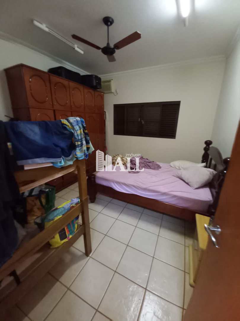 Chácara à venda com 3 quartos, 300m² - Foto 11