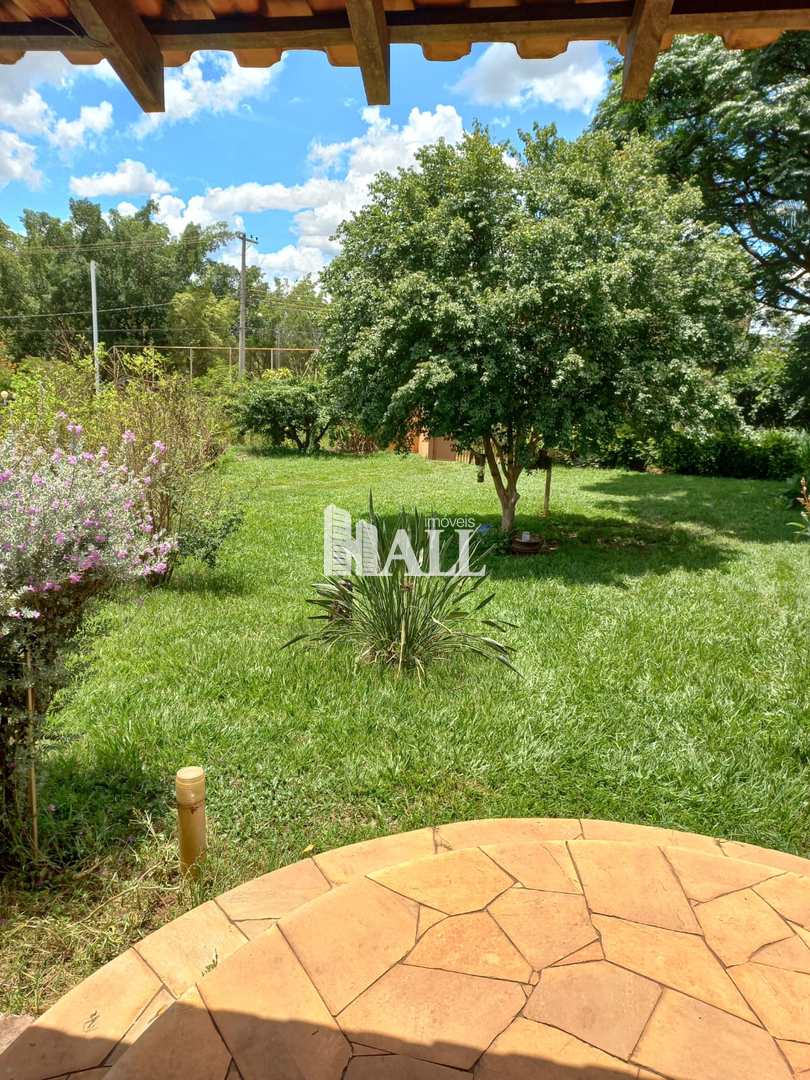 Chácara à venda com 3 quartos, 300m² - Foto 32