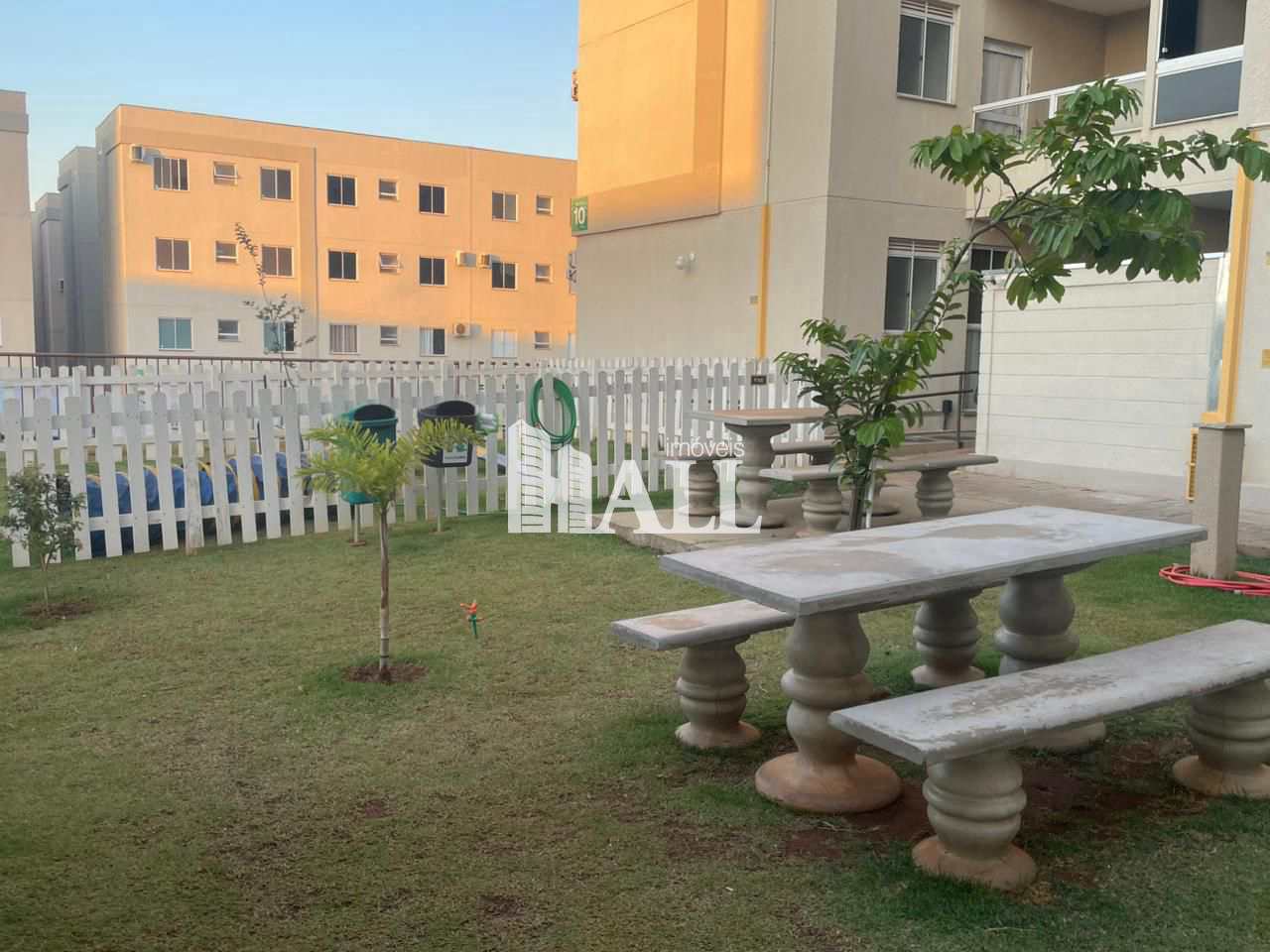 Apartamento à venda com 2 quartos, 50m² - Foto 9