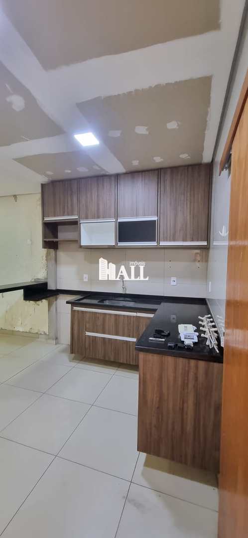 Casa à venda com 2 quartos, 120m² - Foto 18