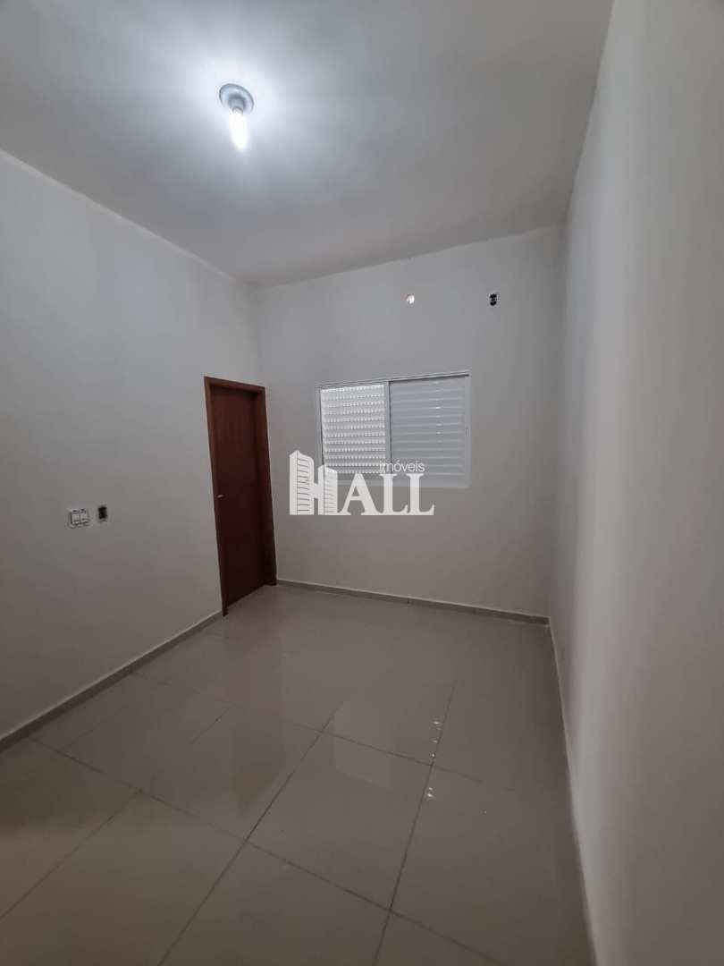 Casa à venda com 2 quartos, 120m² - Foto 4