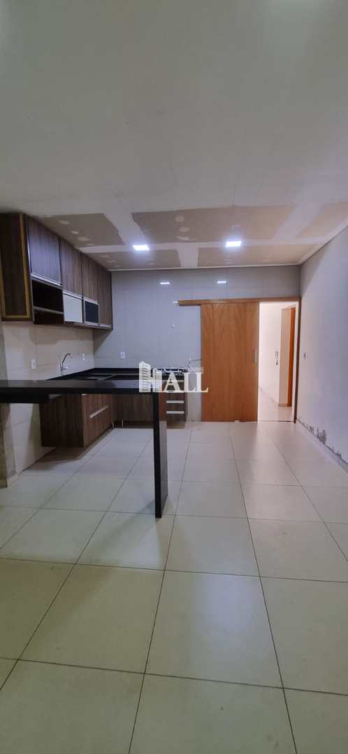 Casa à venda com 2 quartos, 120m² - Foto 1