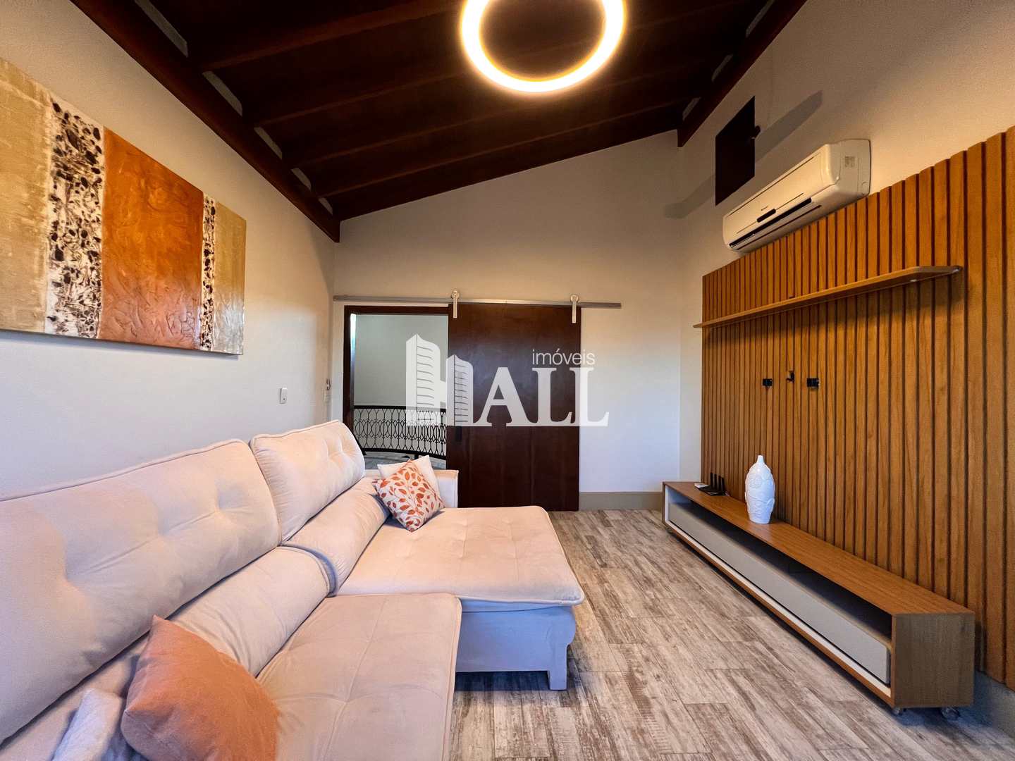 Casa de Condomínio à venda com 4 quartos, 230m² - Foto 2