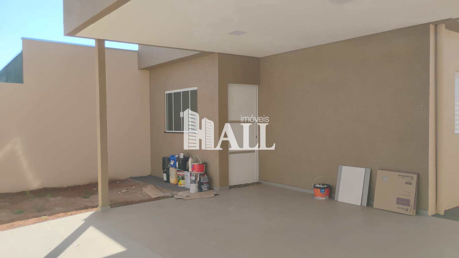 Casa à venda com 3 quartos, 120m² - Foto 1