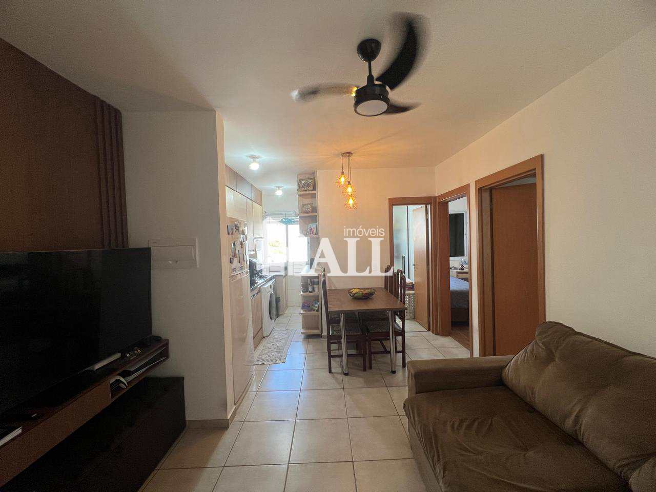 Apartamento à venda com 2 quartos, 44m² - Foto 3