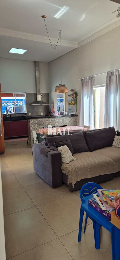 Casa à venda com 3 quartos, 120m² - Foto 2