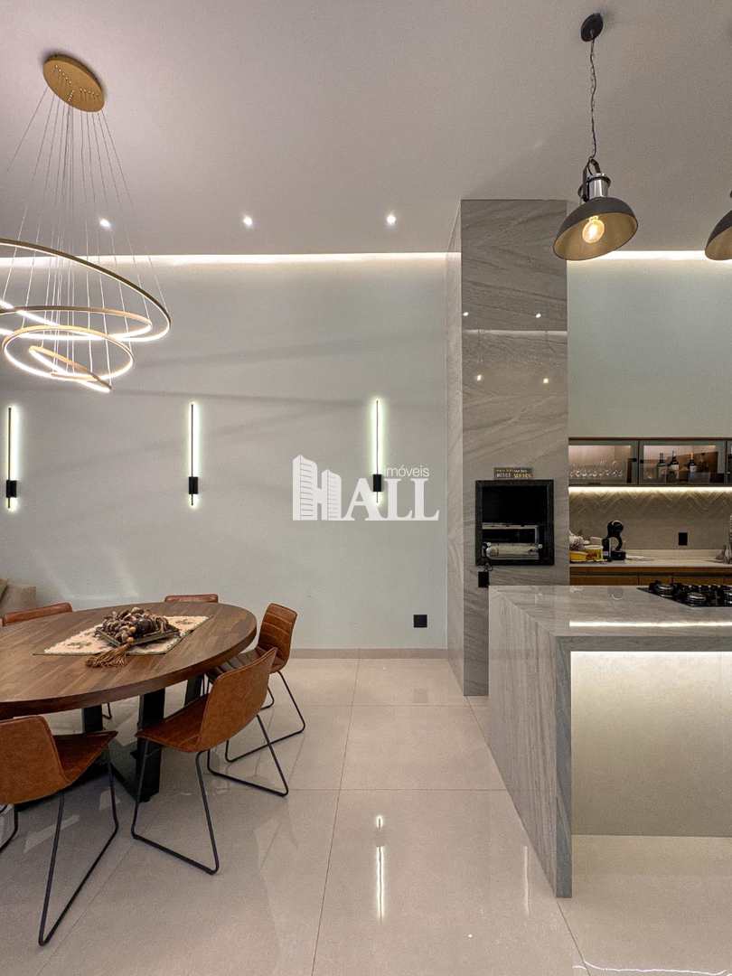 Casa de Condomínio à venda com 4 quartos, 200m² - Foto 4