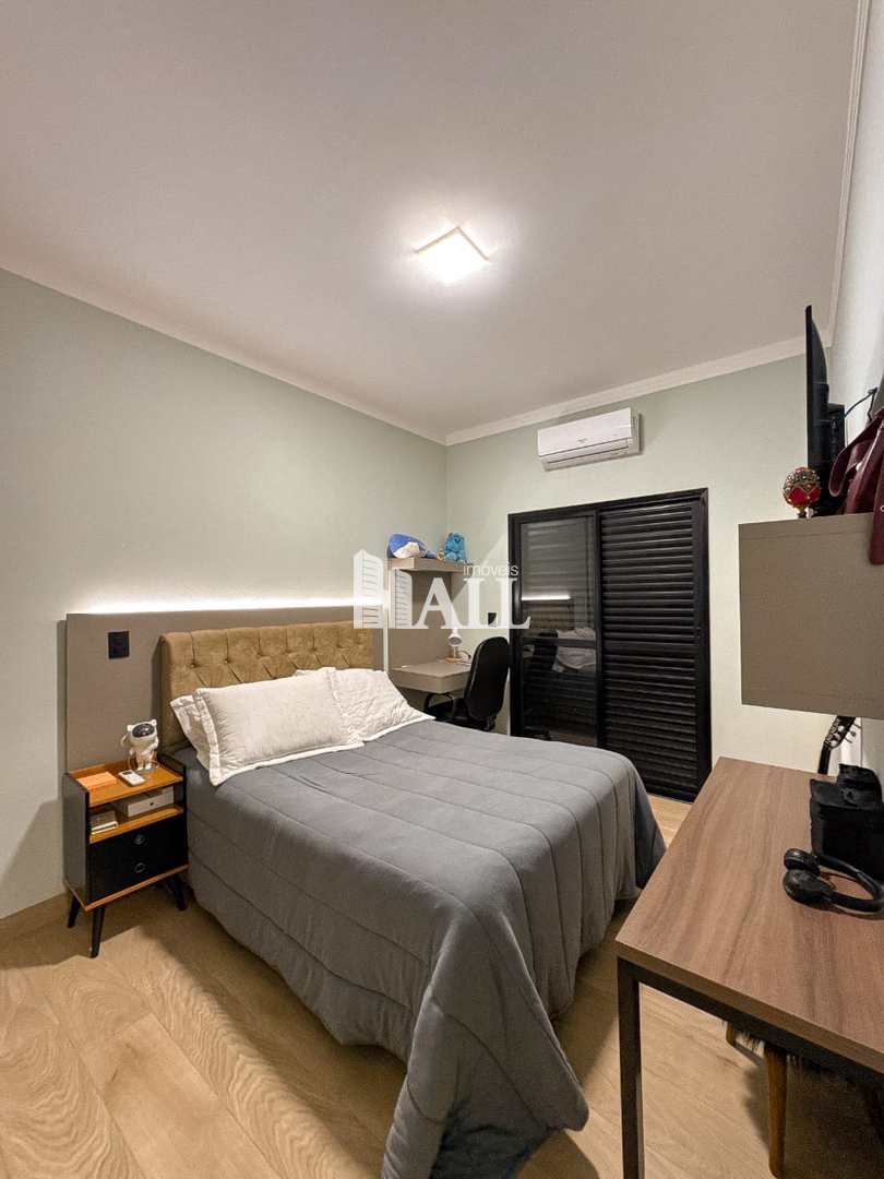 Casa de Condomínio à venda com 4 quartos, 200m² - Foto 8