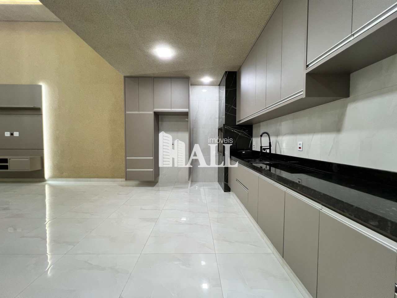 Casa com 3 quartos à venda, 120m² — foto 6 de 18