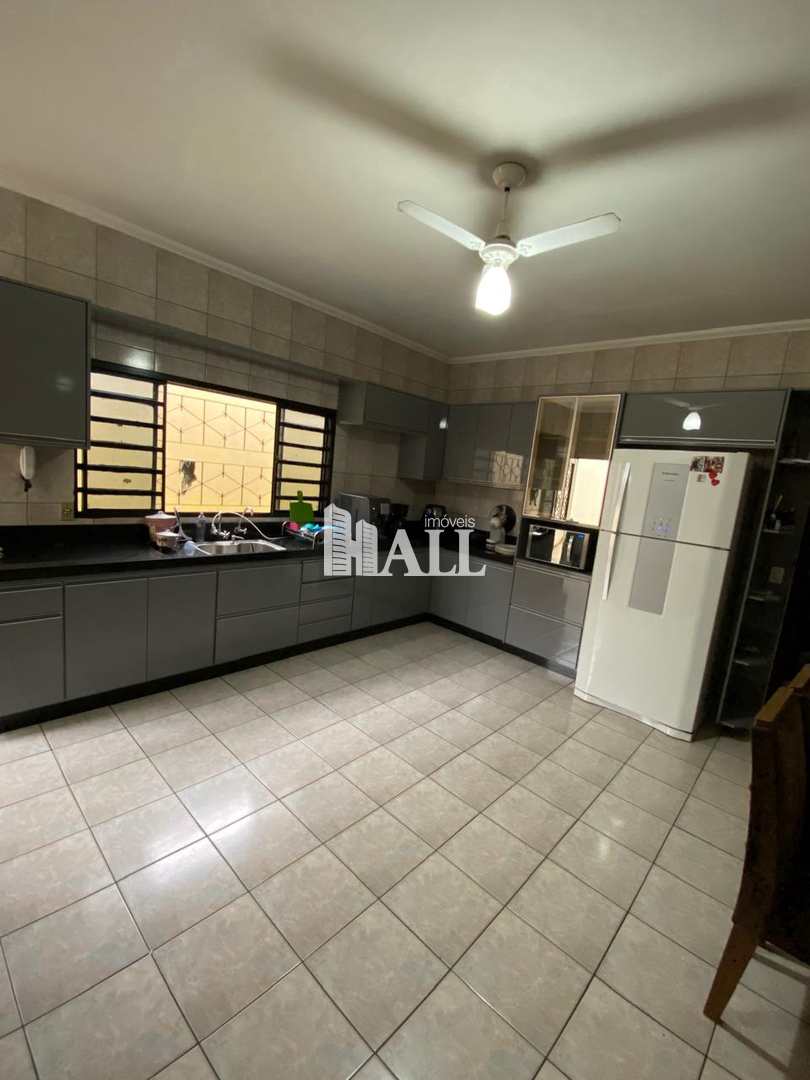 Casa, 3 quartos, 173 m² - Foto 1