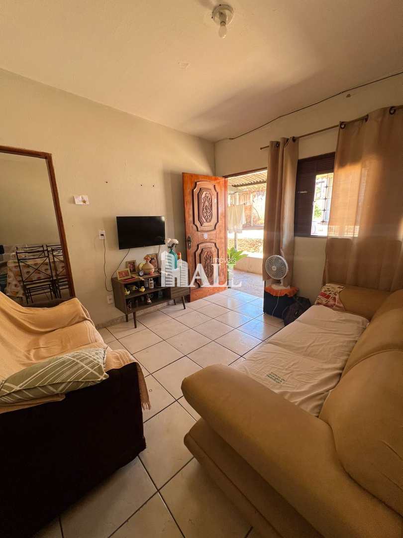 Casa, 5 quartos, 200 m² - Foto 1