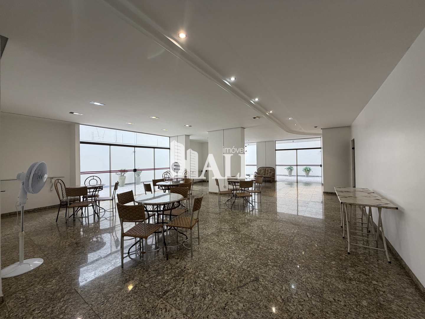 Apartamento com 3 quartos à venda, 200m² — foto 25 de 29