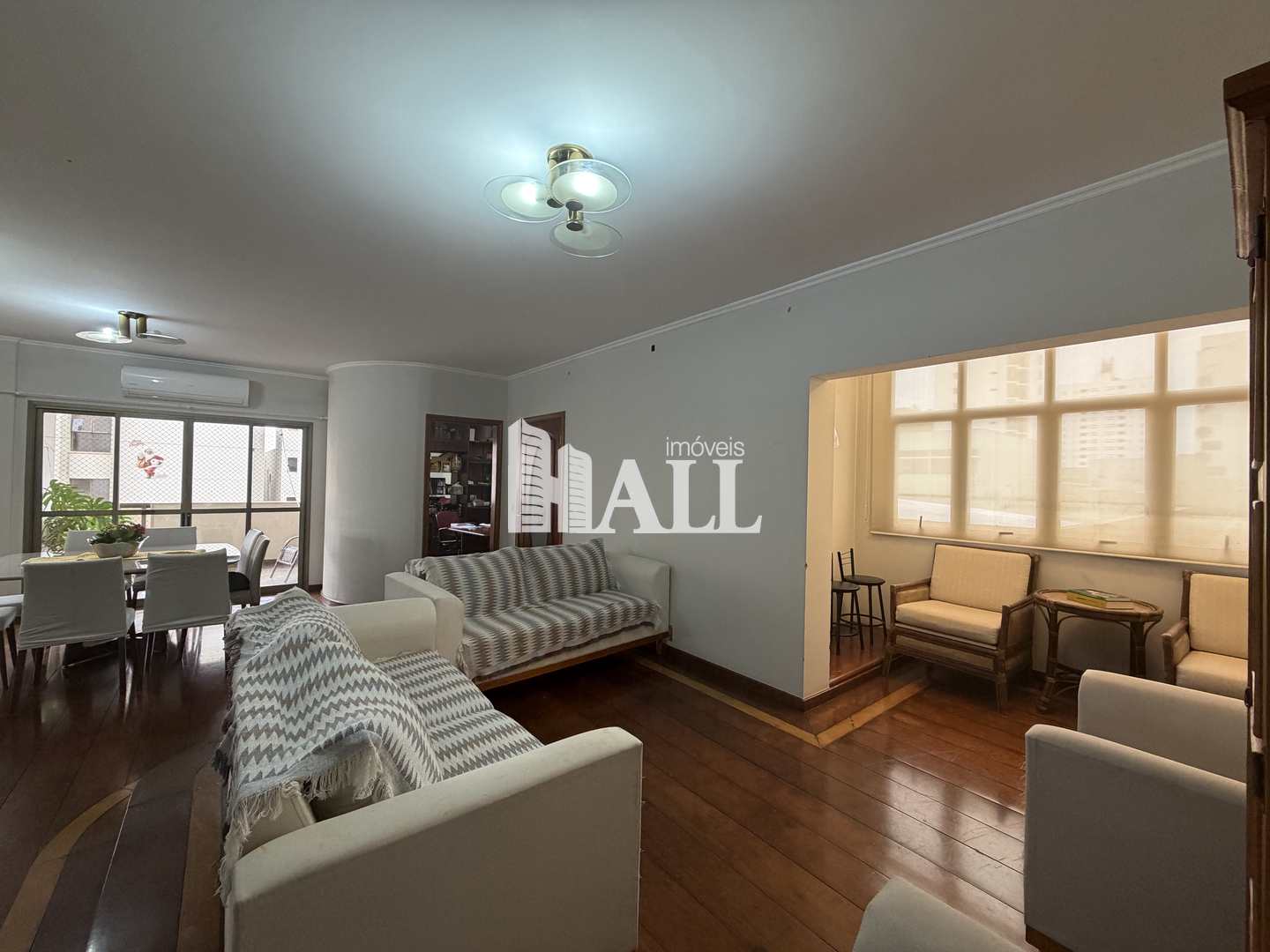 Apartamento com 3 quartos à venda, 200m² — foto 3 de 29