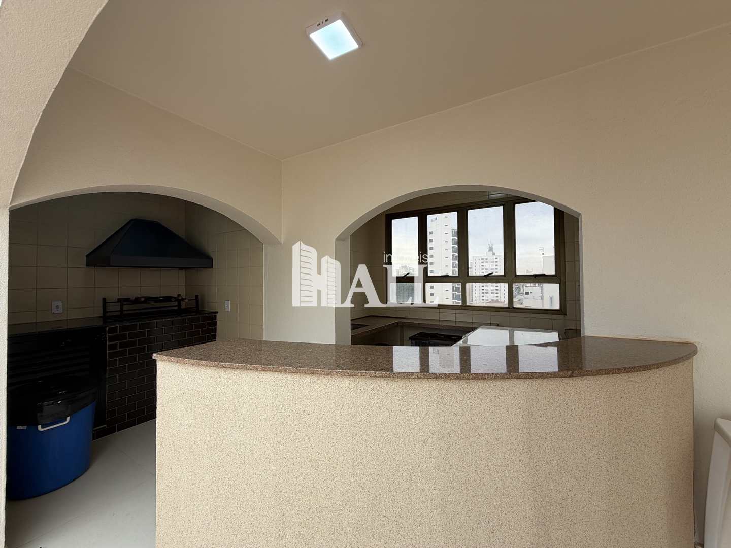 Apartamento com 3 quartos à venda, 200m² — foto 28 de 29