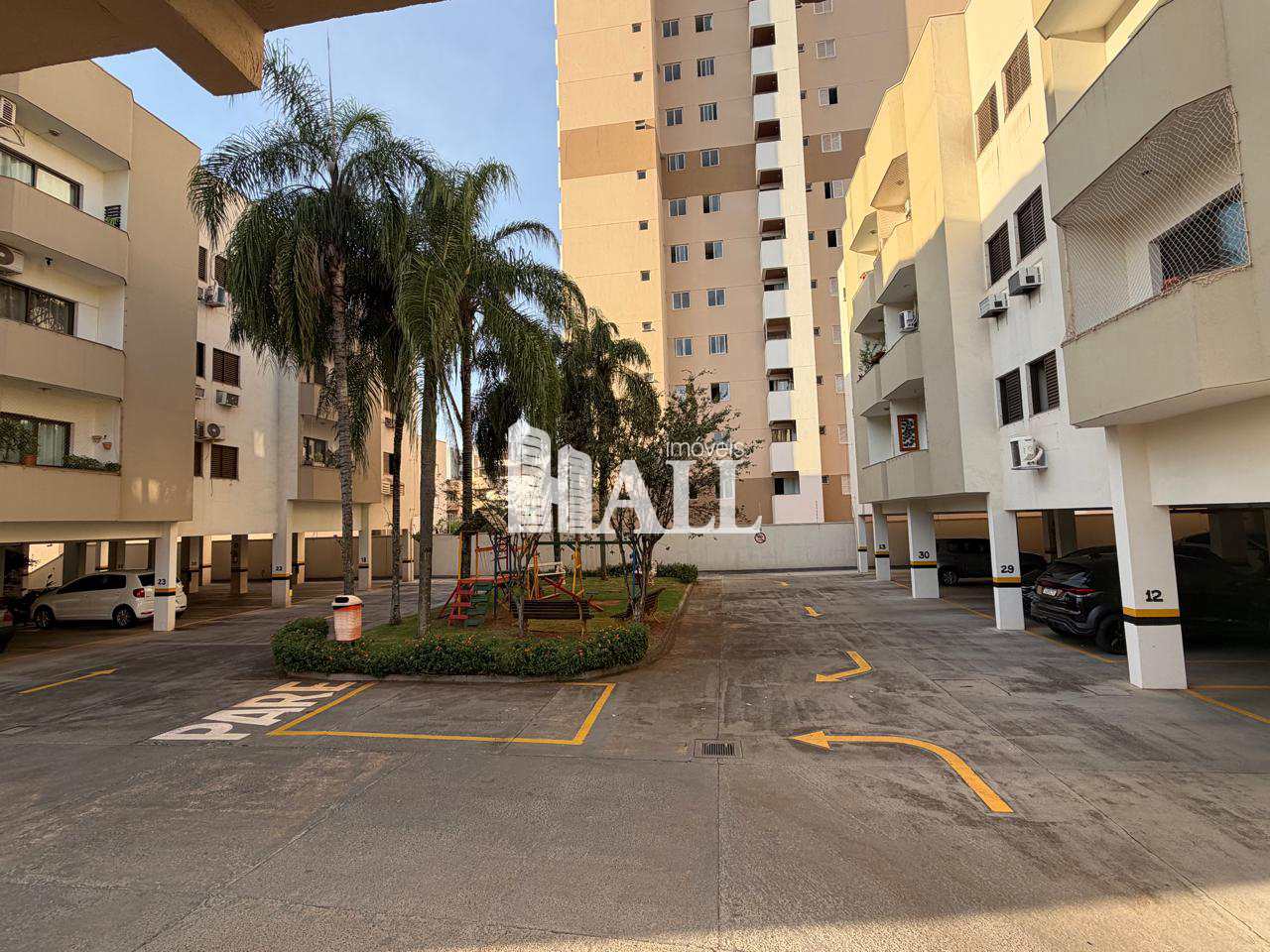 Apartamento com 2 quartos à venda, 75m² — foto 19 de 20