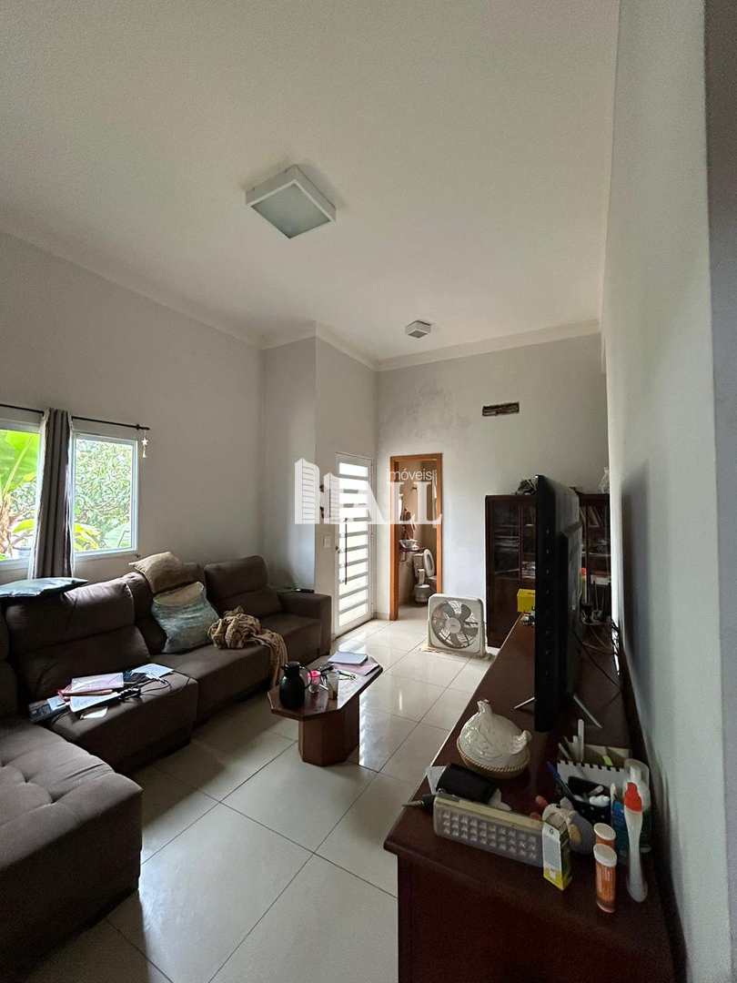 Casa com 3 quartos à venda, 150m² — foto 2 de 26