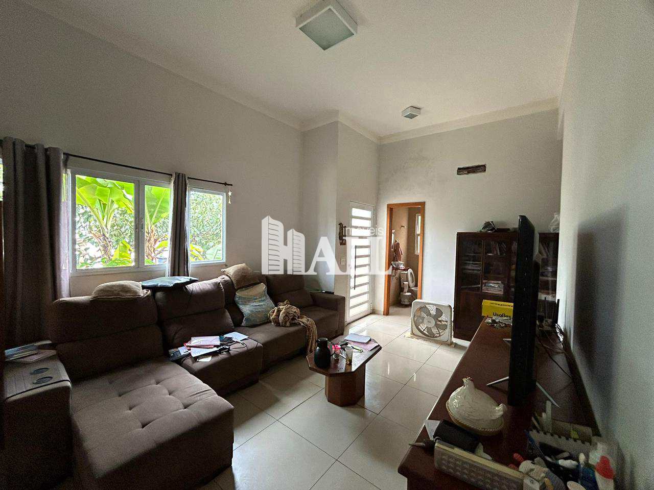 Casa com 3 quartos à venda, 150m² — foto 1 de 26