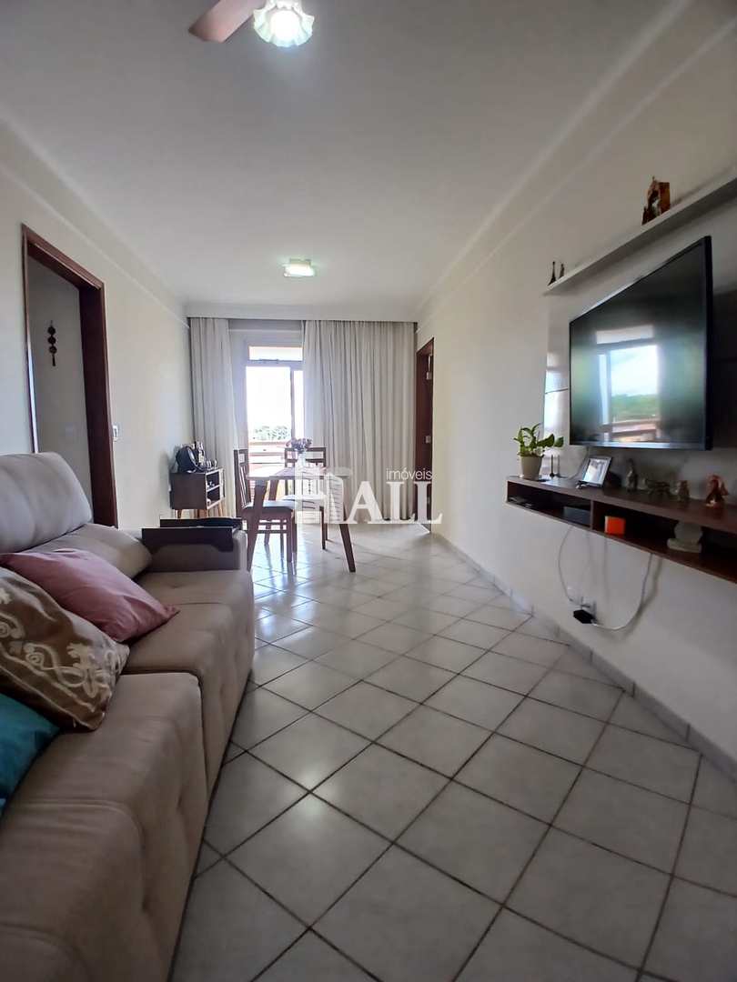 Apartamento com 2 quartos à venda, 62m² — foto 1 de 27