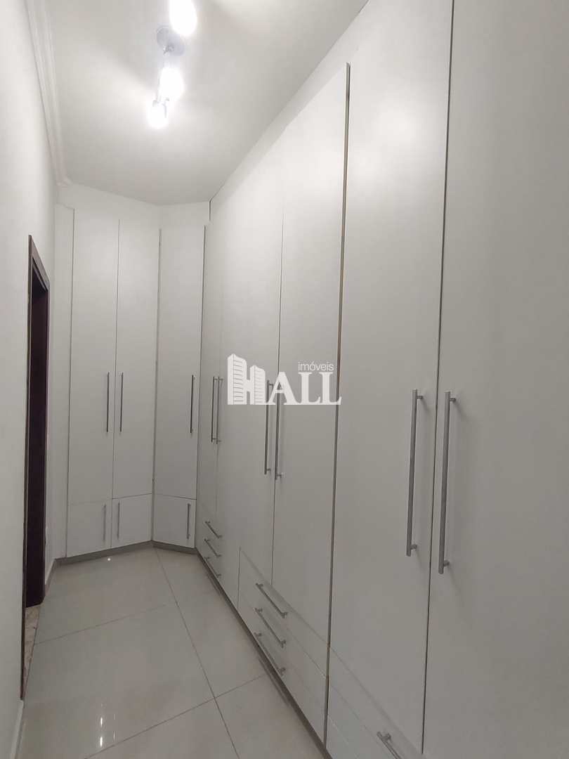 Casa com 3 quartos à venda, 185m² — foto 17 de 29