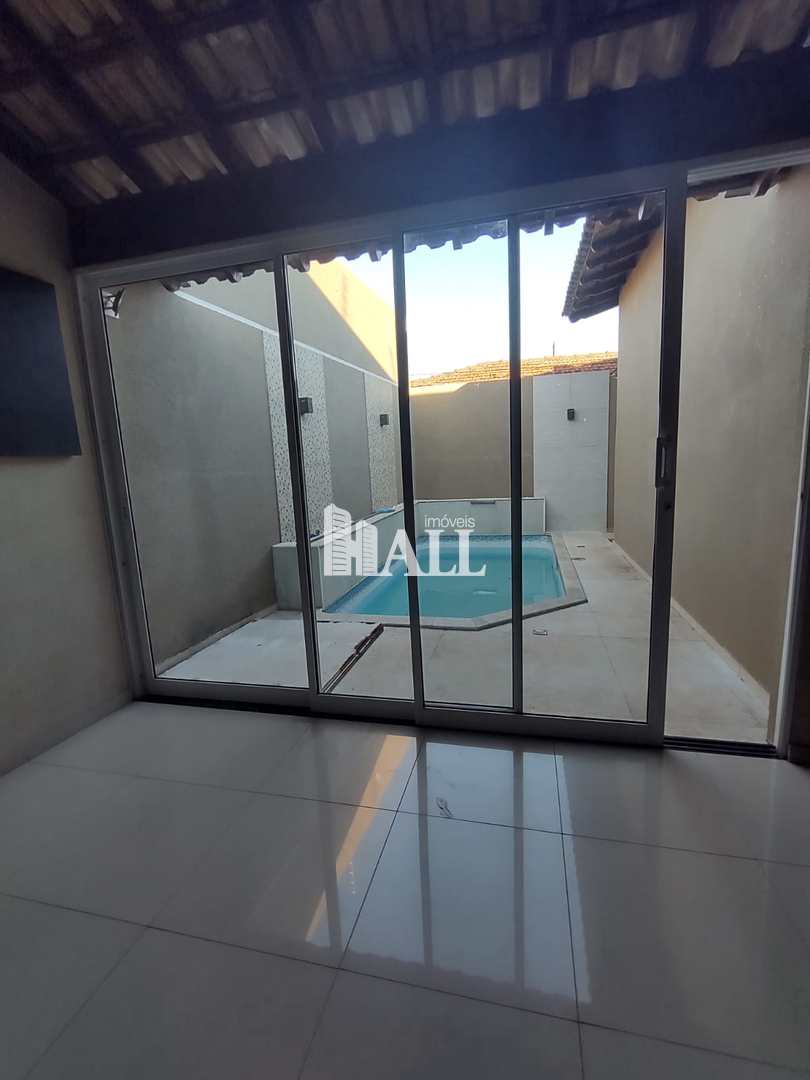 Casa com 3 quartos à venda, 185m² — foto 11 de 29