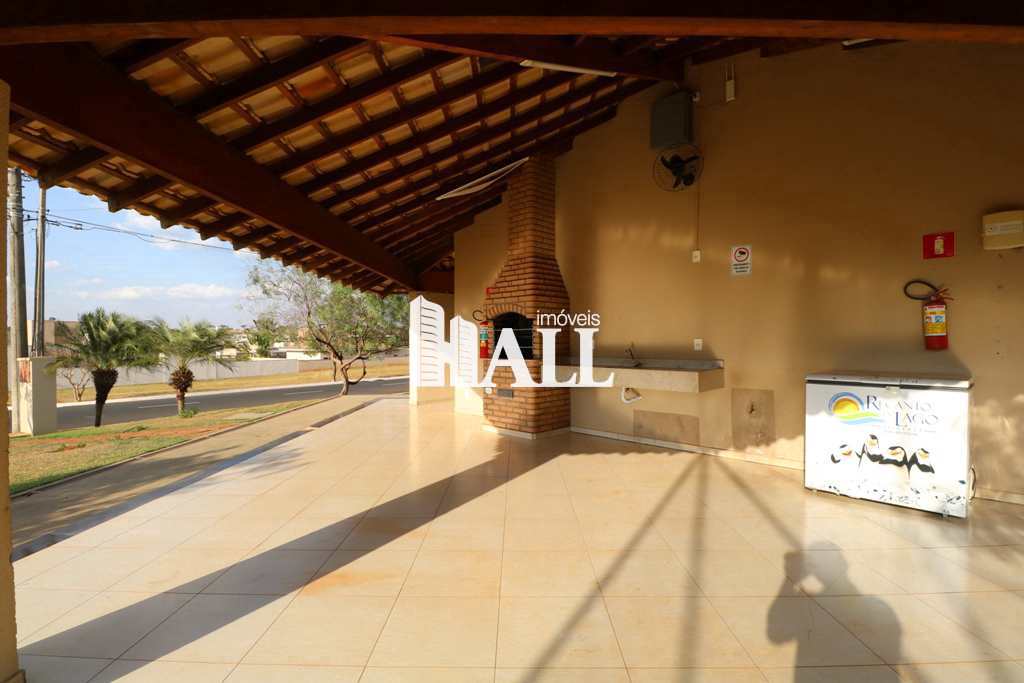 Casa com 4 quartos à venda, 327m² — foto 17 de 19