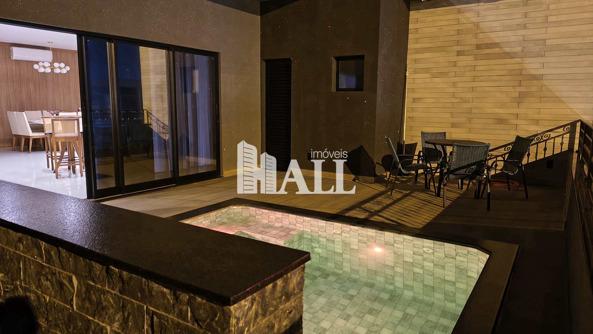 Casa com 3 quartos à venda, 305m² — foto 41 de 49