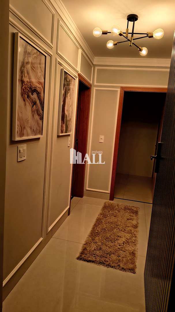Casa com 3 quartos à venda, 305m² — foto 27 de 49