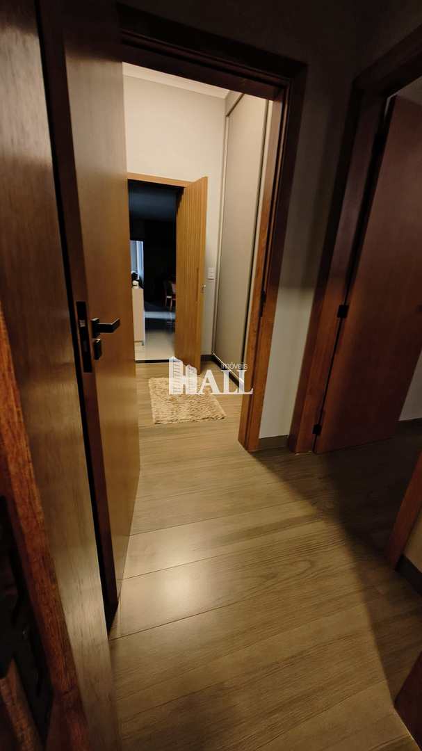 Casa com 3 quartos à venda, 305m² — foto 29 de 49