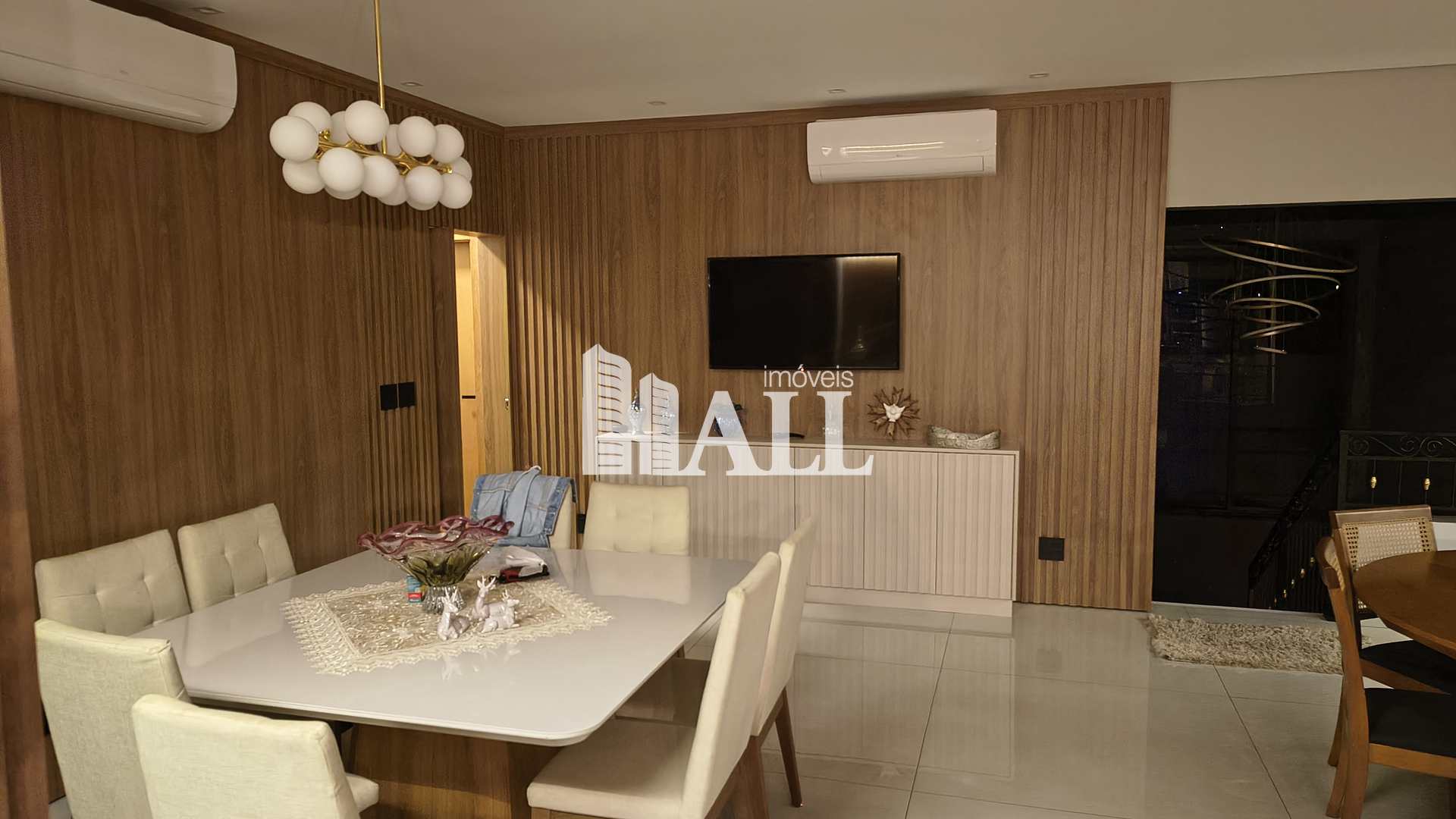 Casa com 3 quartos à venda, 305m² — foto 12 de 49