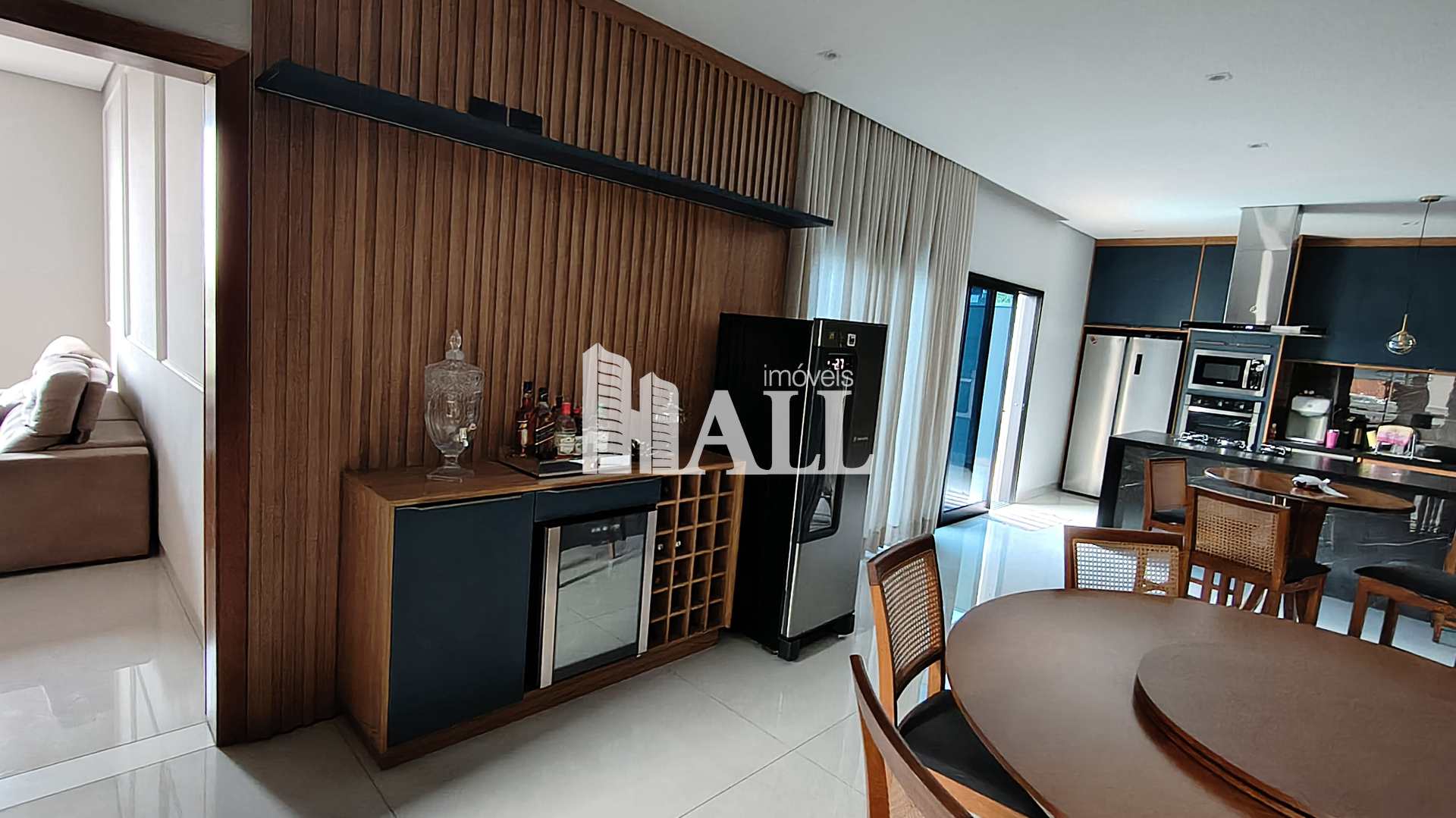 Casa com 3 quartos à venda, 305m² — foto 21 de 49