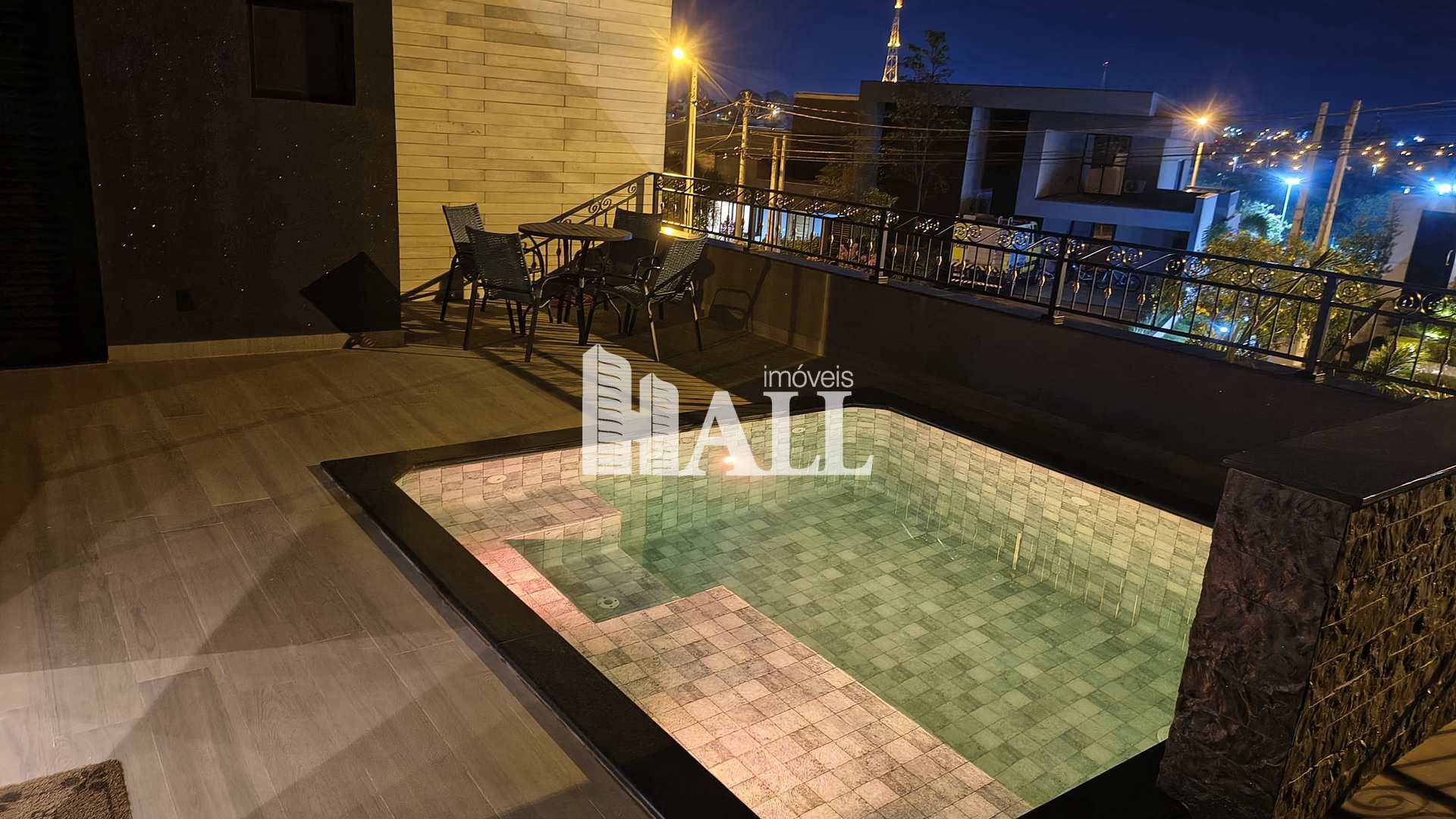Casa com 3 quartos à venda, 305m² — foto 40 de 49