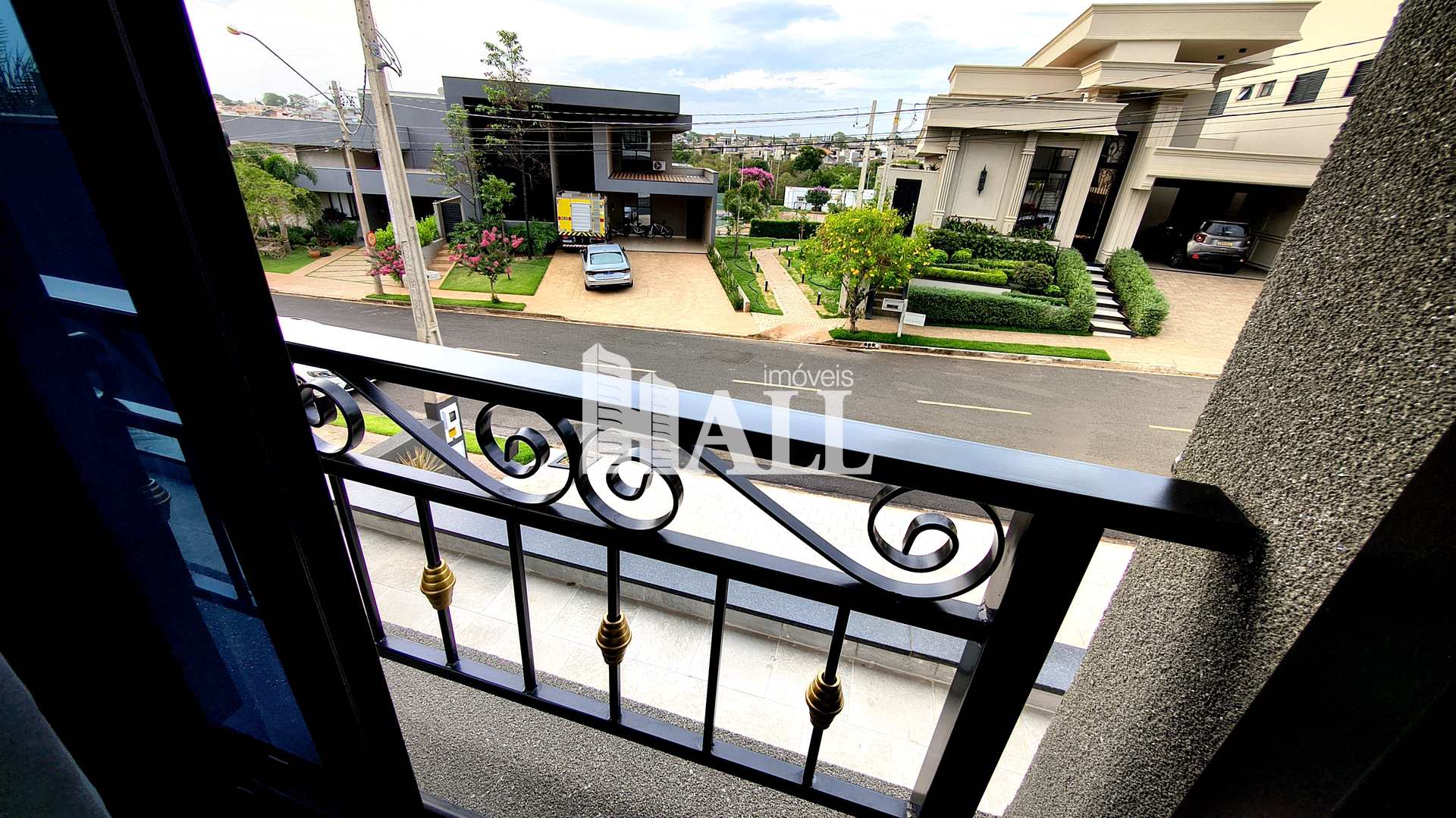 Casa com 3 quartos à venda, 305m² — foto 47 de 49
