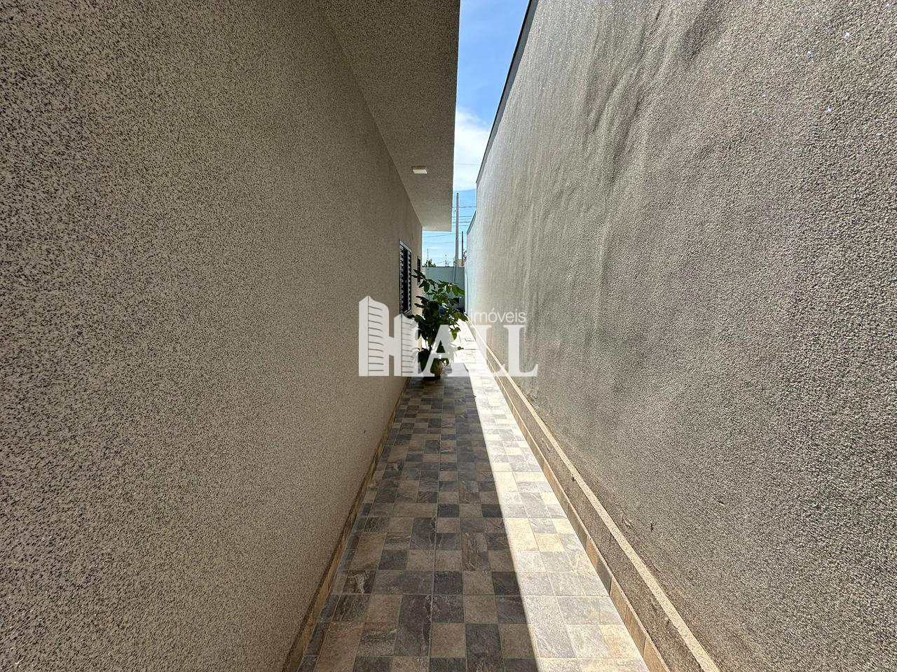 Casa com 3 quartos à venda, 133m² — foto 33 de 35