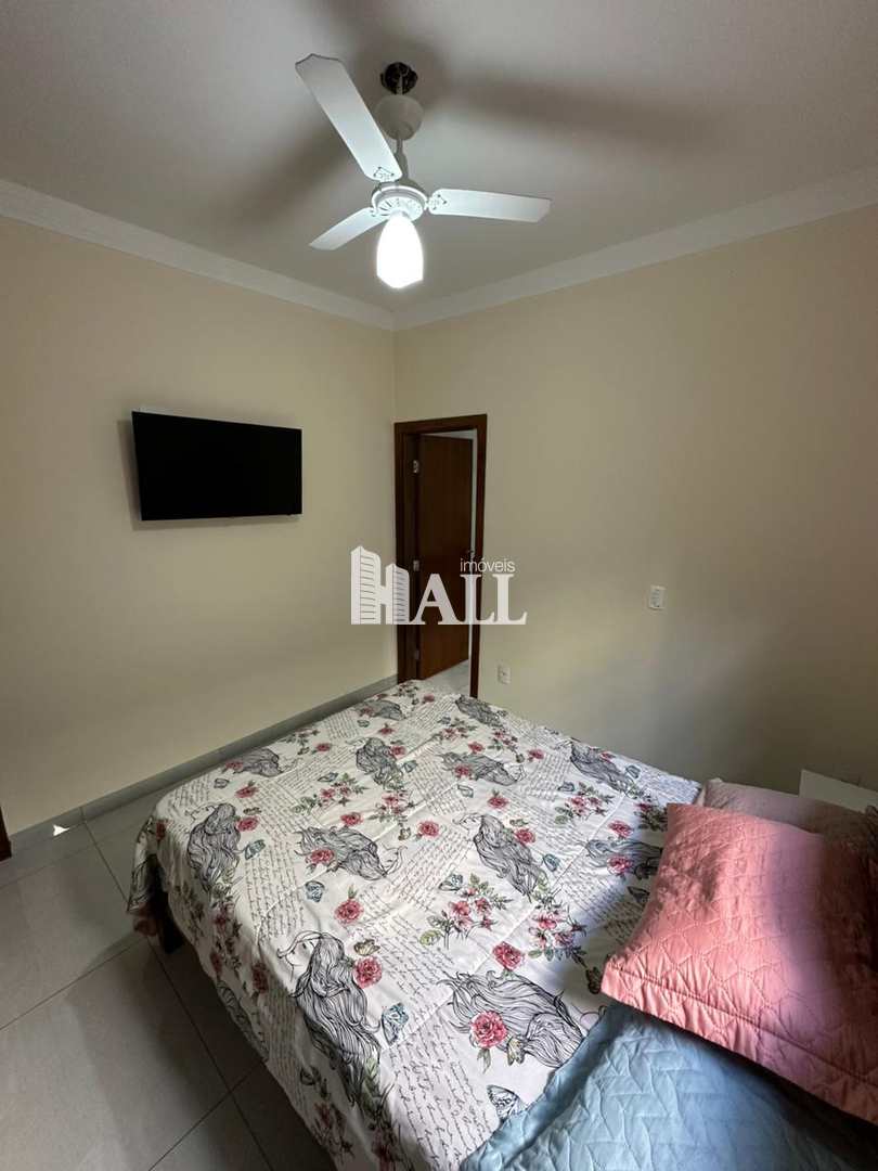 Casa com 3 quartos à venda, 133m² — foto 16 de 35