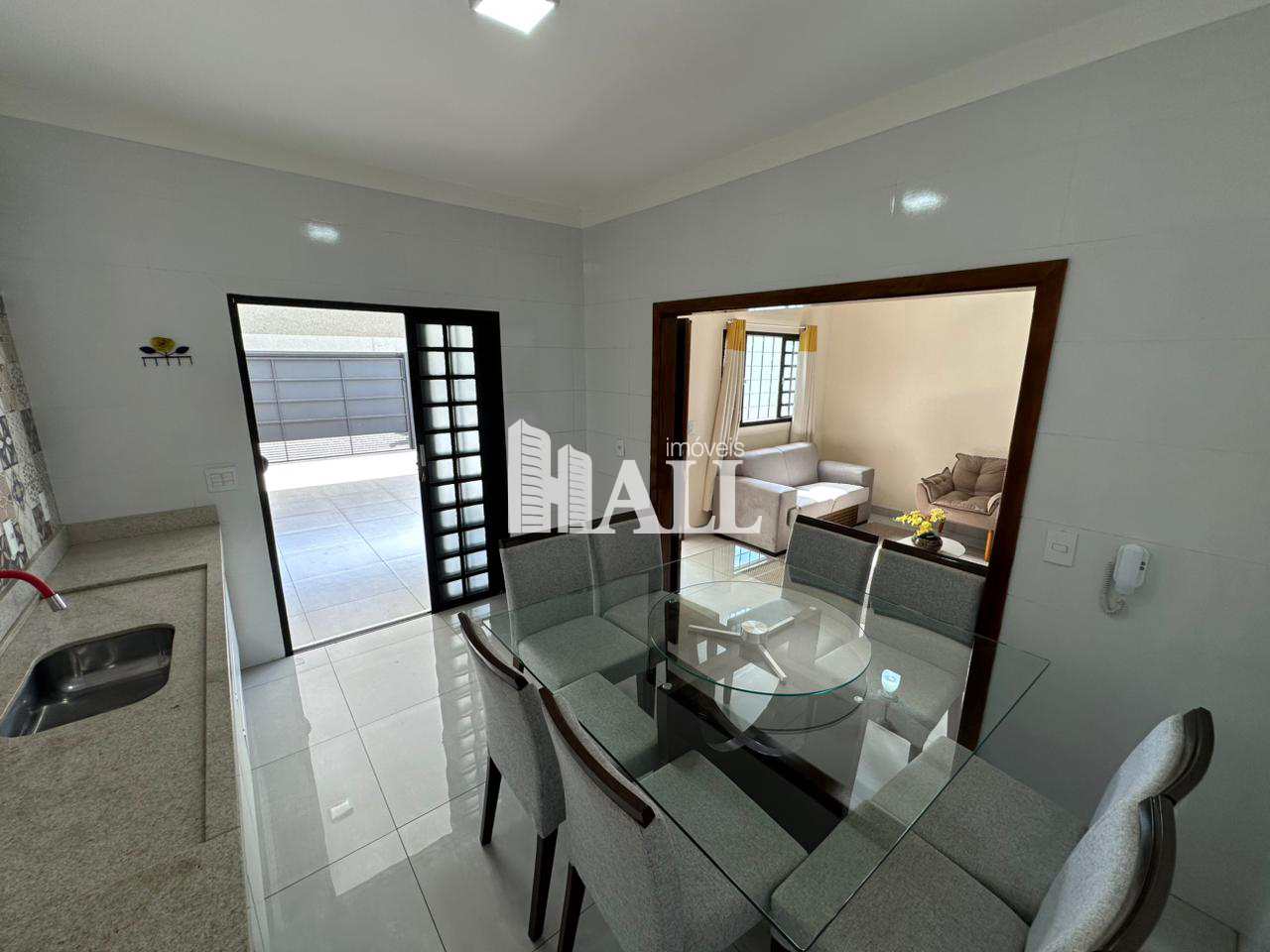 Casa com 3 quartos à venda, 133m² — foto 5 de 35