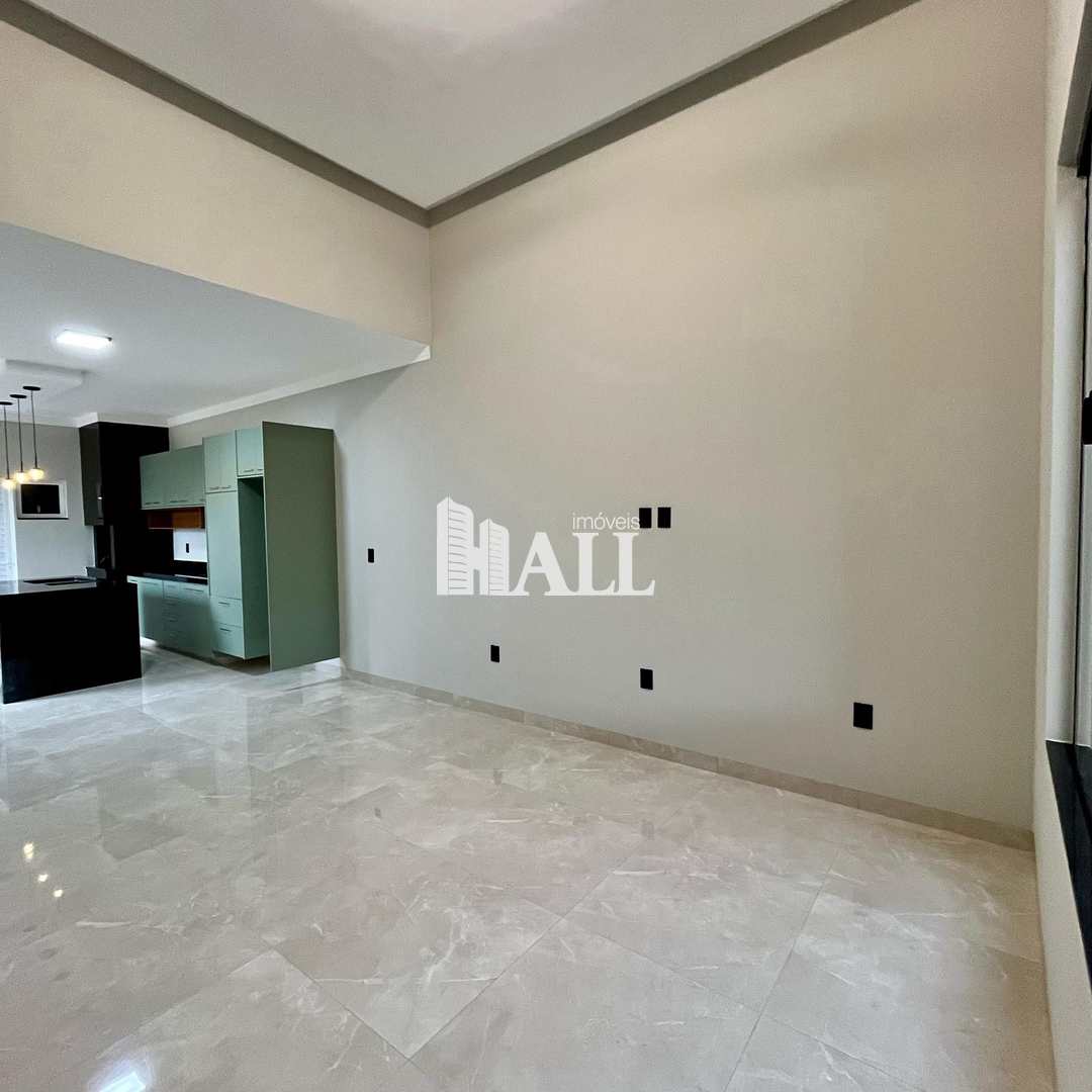Casa com 3 quartos à venda, 131m² — foto 3 de 19