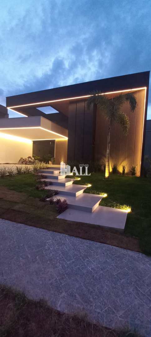 Casa com 3 quartos à venda, 201m² — foto 20 de 37