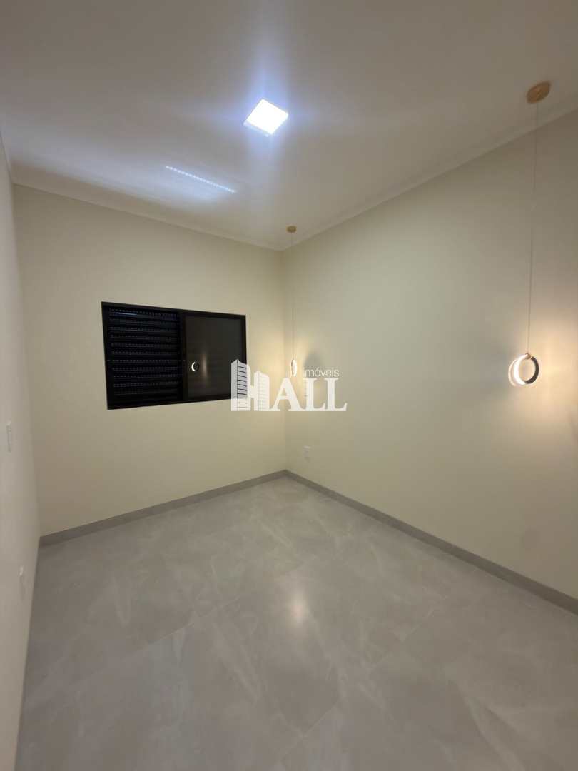 Casa com 3 quartos à venda, 144m² — foto 4 de 28