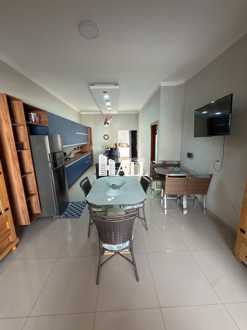 Casa com 3 quartos à venda, 200m² — foto 7 de 25