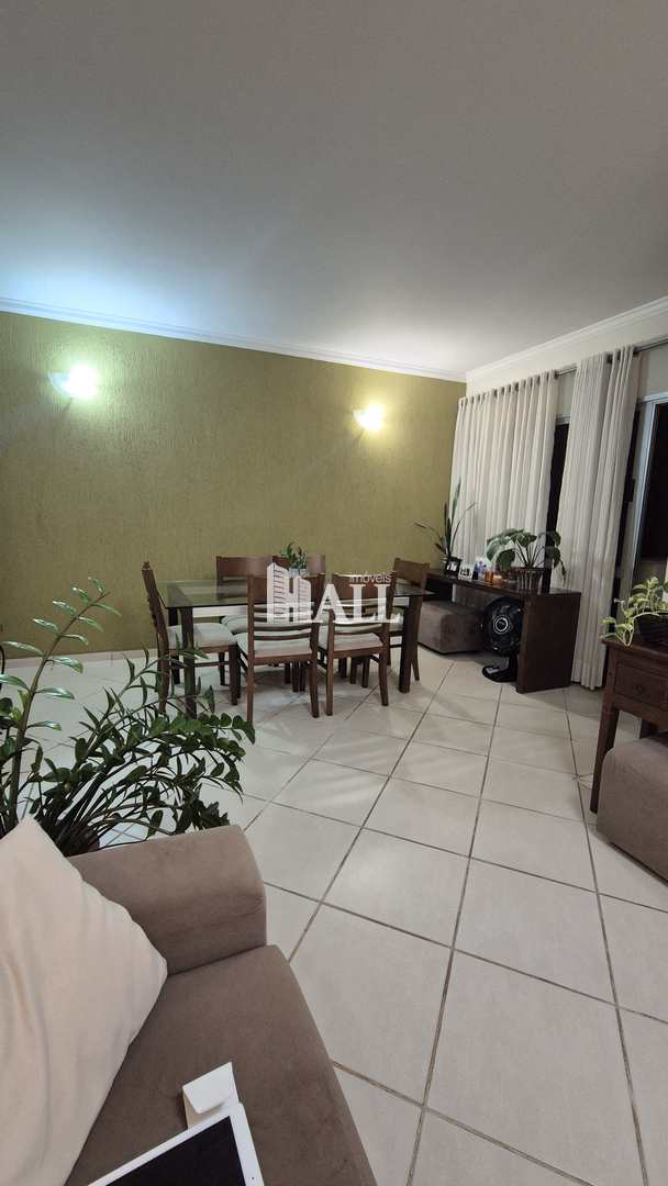 Apartamento com 4 quartos à venda, 136m² — foto 3 de 25