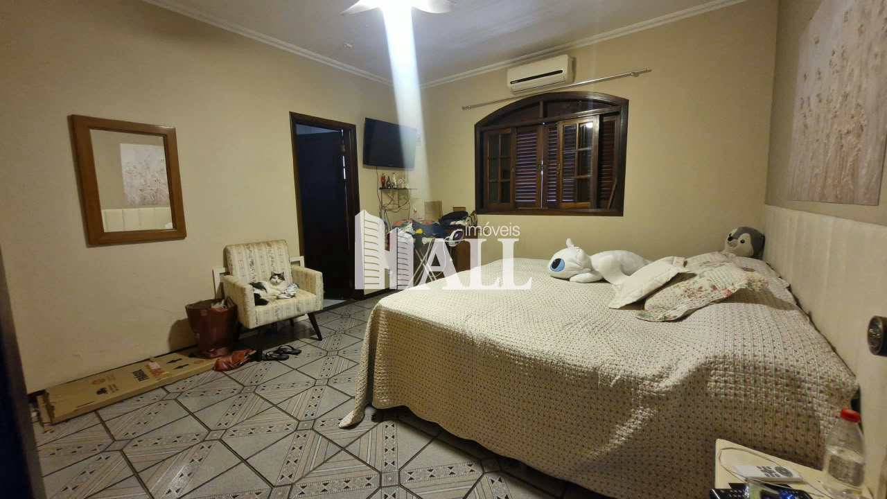 Casa com 3 quartos à venda, 394m² — foto 10 de 32