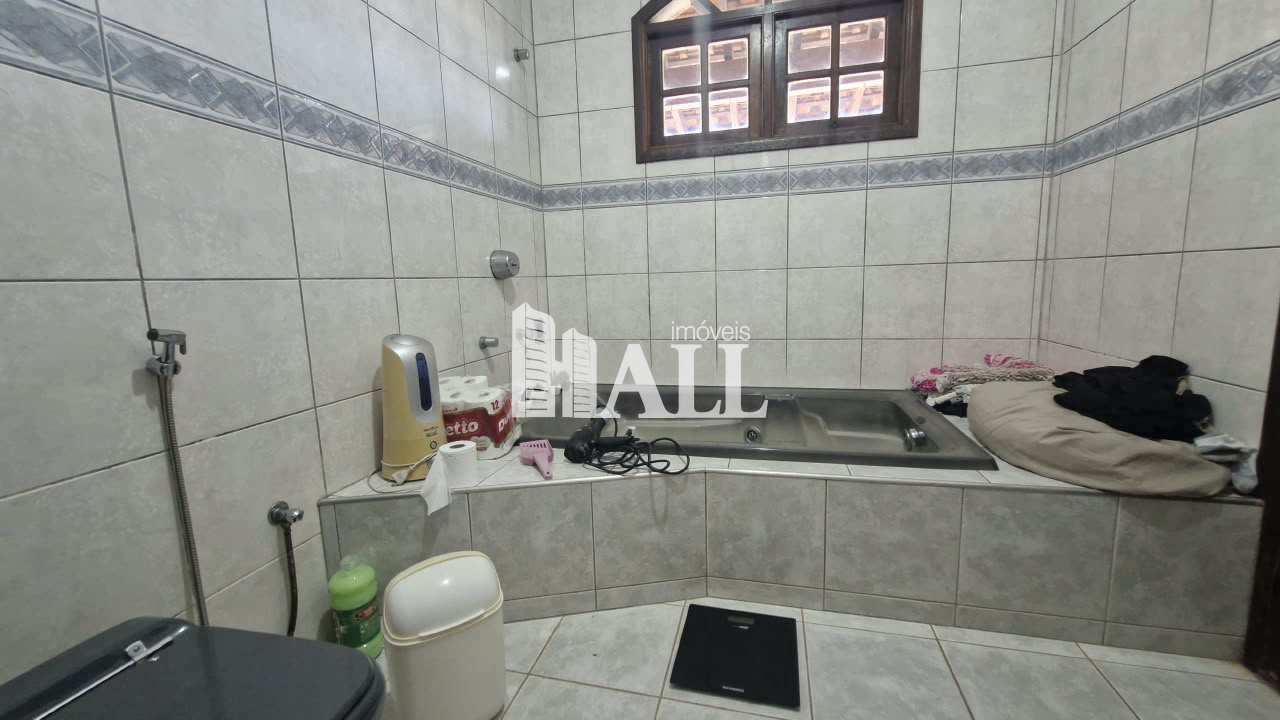 Casa com 3 quartos à venda, 394m² — foto 12 de 32