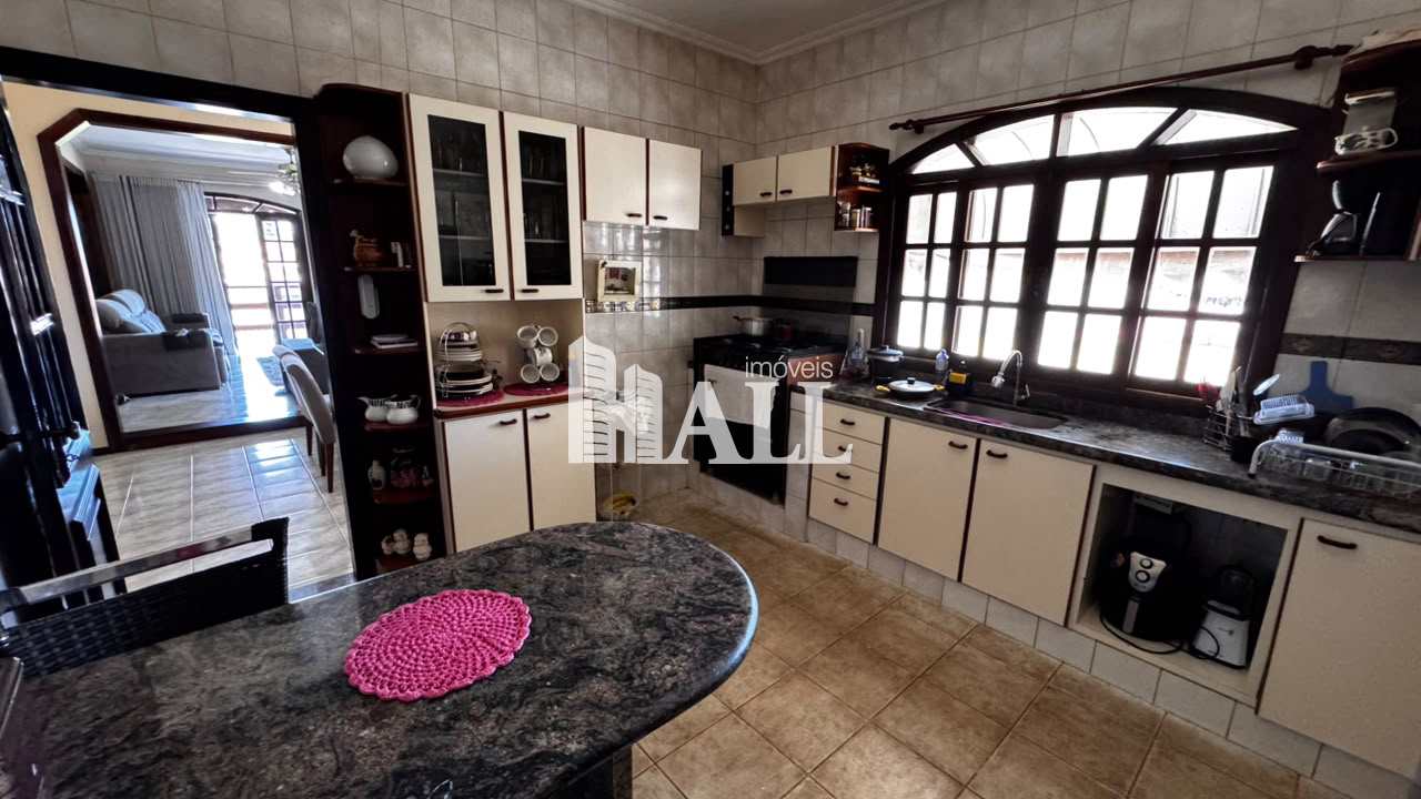 Casa com 3 quartos à venda, 394m² — foto 7 de 32