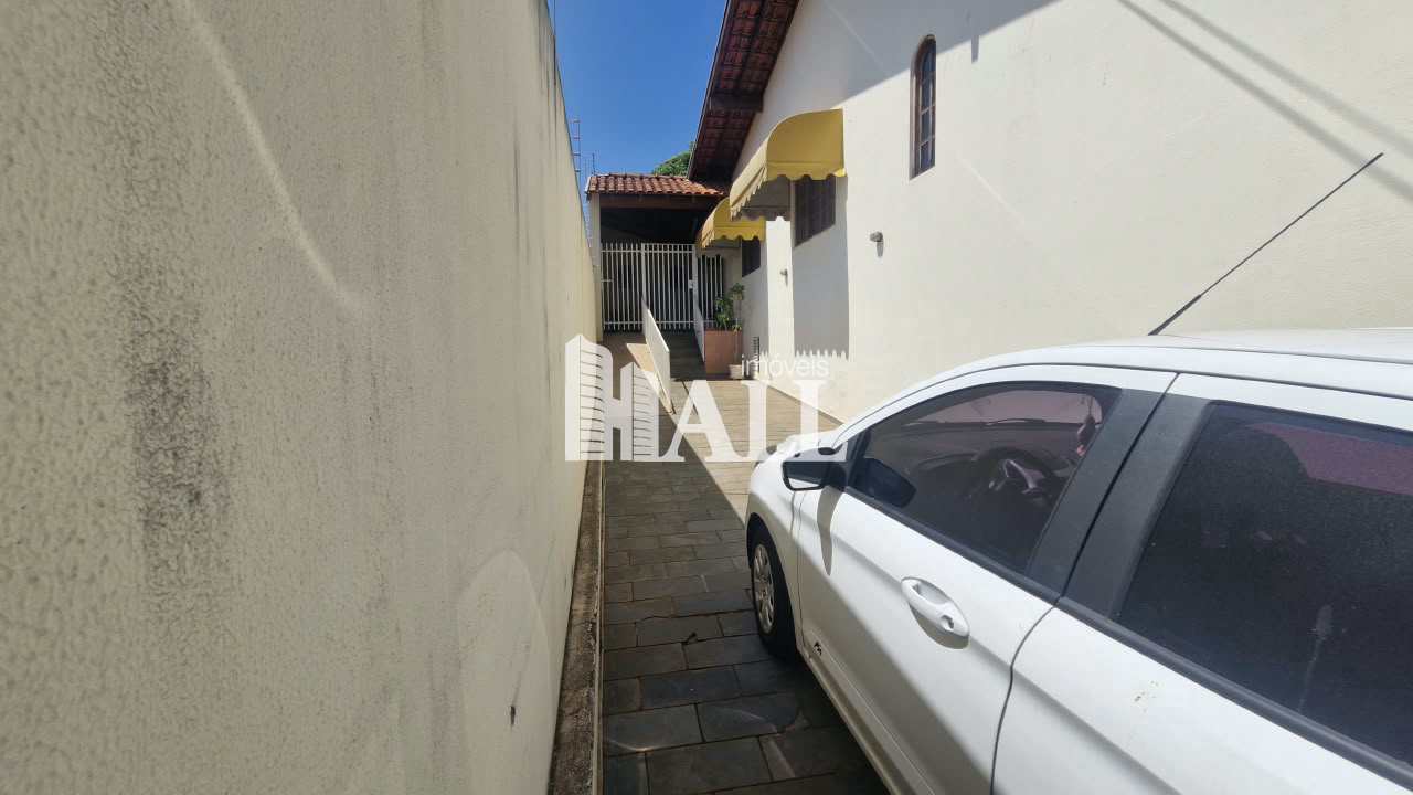 Casa com 3 quartos à venda, 394m² — foto 29 de 32