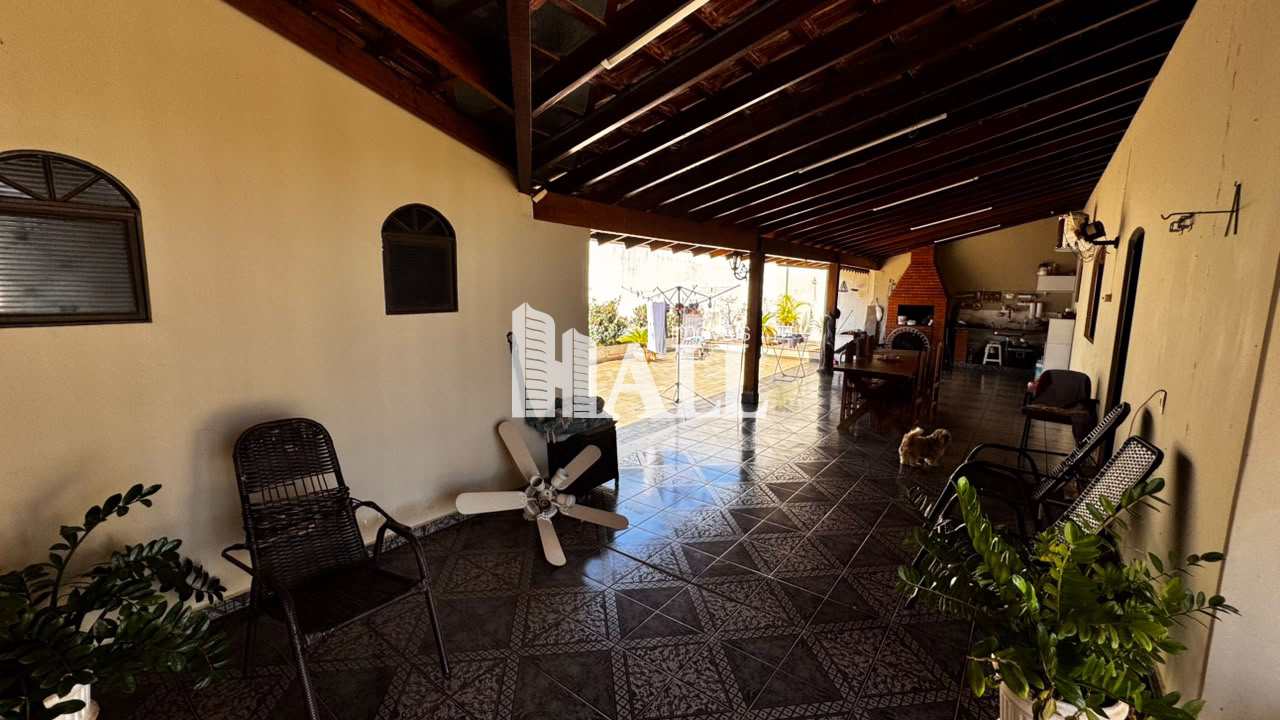 Casa com 3 quartos à venda, 394m² — foto 23 de 32