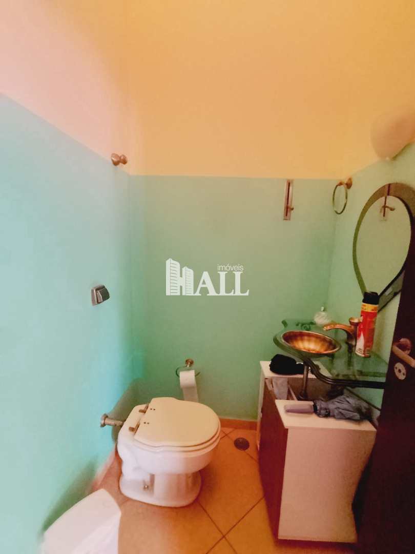 Casa com 3 quartos à venda, 240m² — foto 27 de 36
